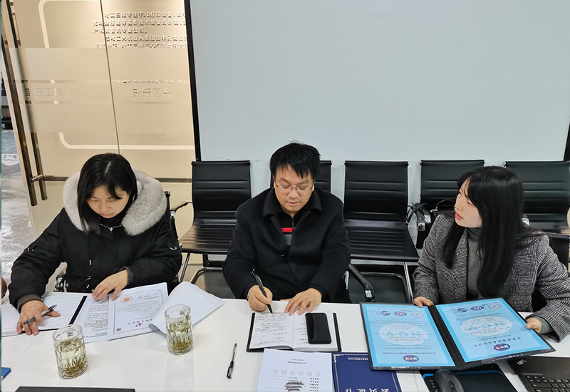 岳陽市科技局深入哈工三維調研，助力科技企業(yè)高質量發(fā)展！